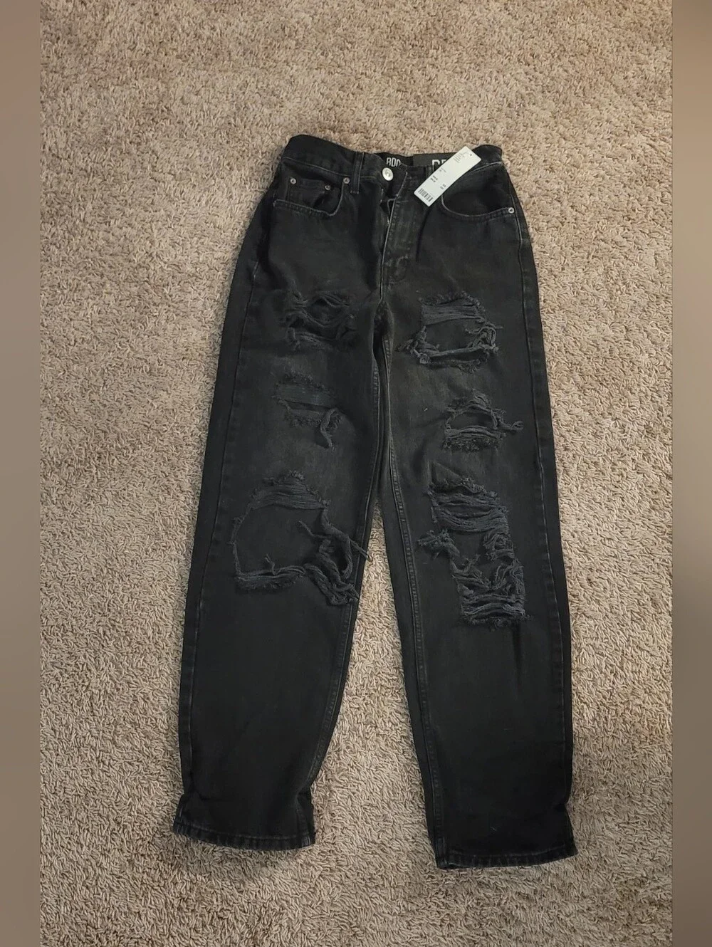 BDG Black Baggy Ripped Jeans NWT - Picture 2 of 5